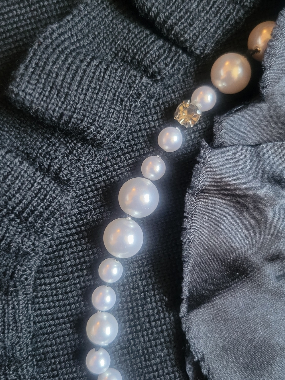 Nanette Lepore Black Dress with Faux Pearl Necklace Detail 100% Wool - Picture 3 of 12